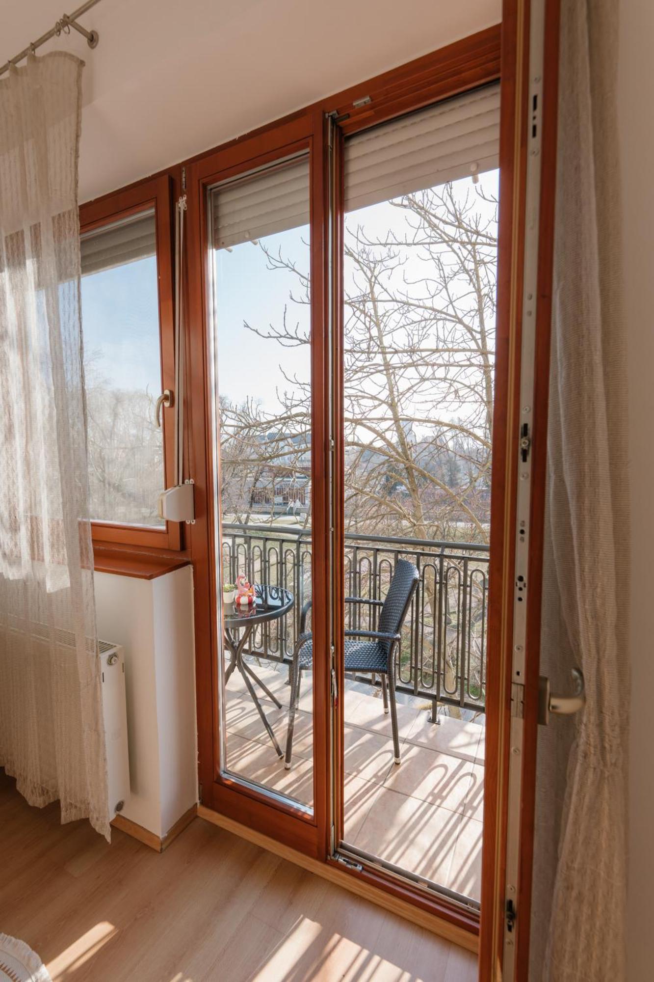 Panorama Apartment Gyor Exterior photo